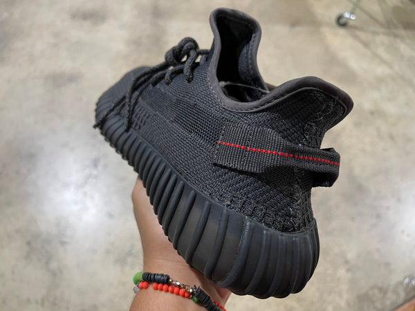 350 v2 top triple black