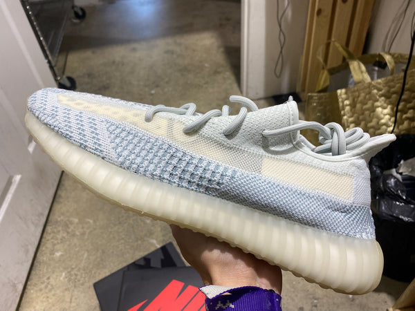 Adidas Yeezy Boost 350 V2 - Cloud White