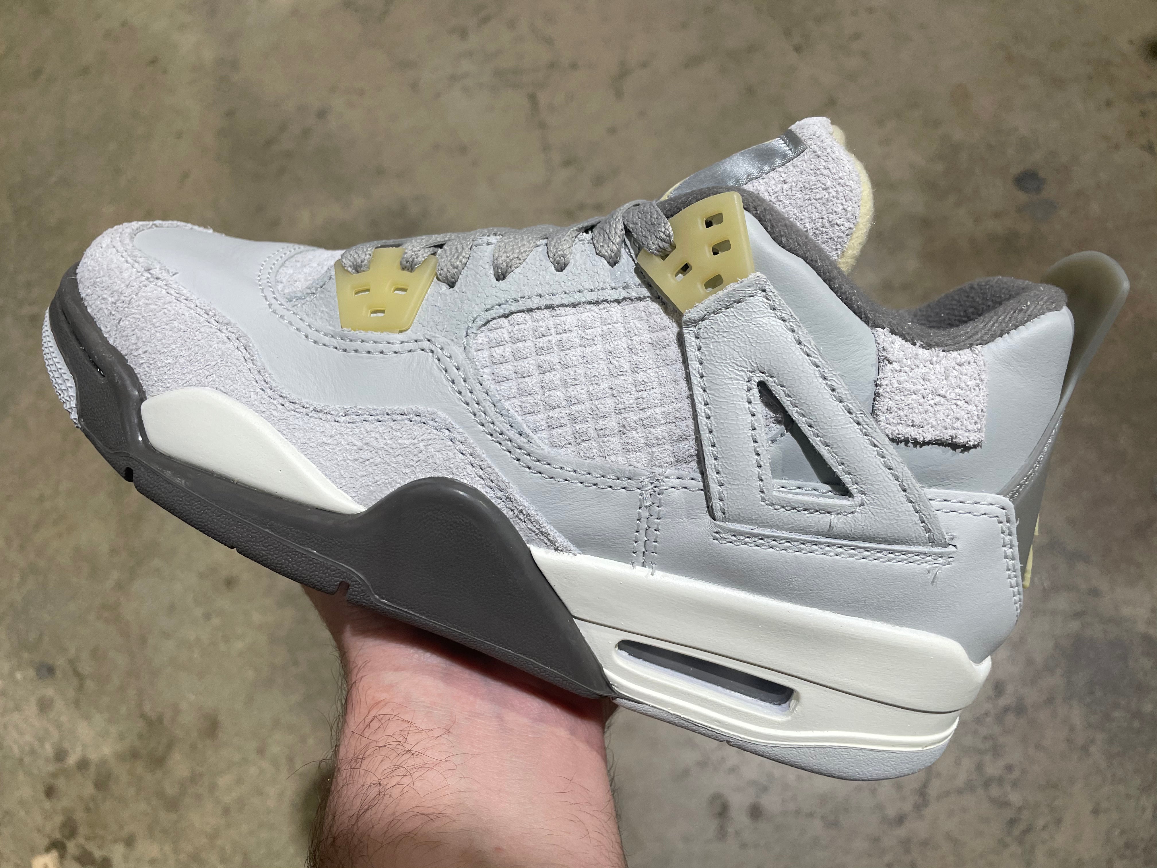 Air Jordan 4 Retro SE (GS) - Craft Photon Dust